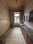 Продам 3-кімнатну квартиру, 90 м², без ремонту