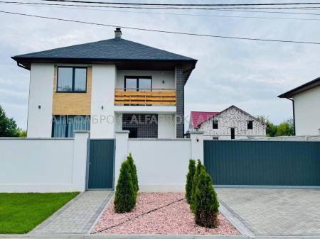 Продам 2-поверховий будинок