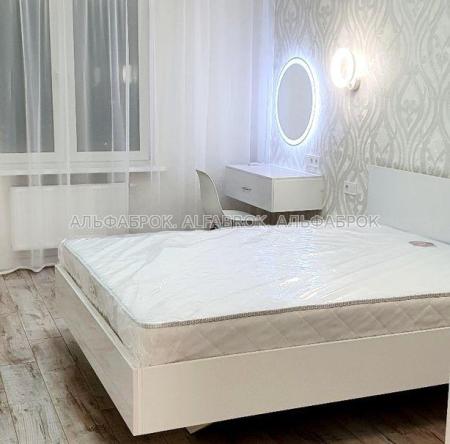 Продам 2-кімнатну квартиру, ЖК Ревуцький