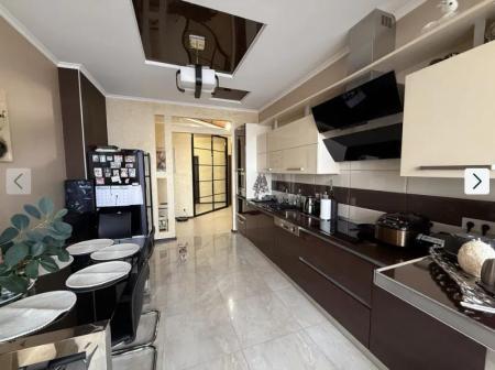 Продам 3-комнатную квартиру в новостройке, ЖК «Тирас»