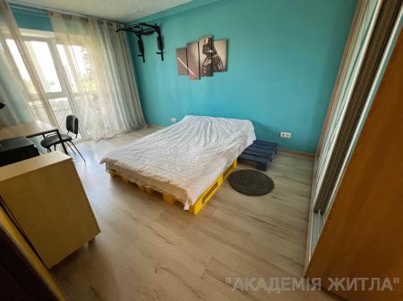Сдам 3-комнатную квартиру в новостройке