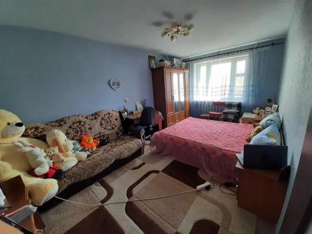 Продам 3-кімнатну квартиру