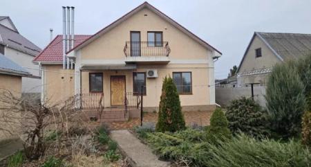 Продам 2-этажный дом