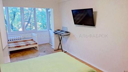 Продам 2-комнатную квартиру
