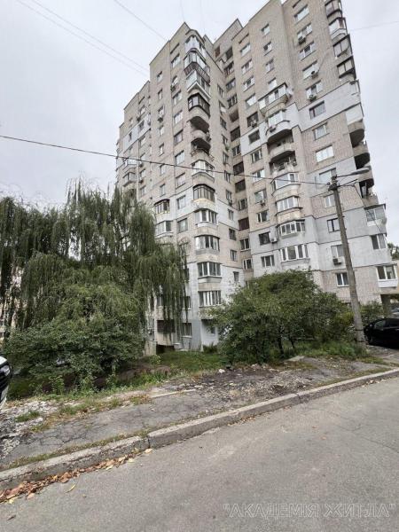 Продам 2-комнатную квартиру