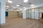 Здам офіс в офісному центрі, 588 м², євроремонт