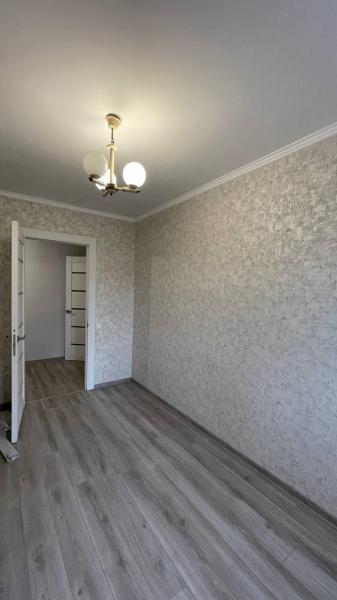 Продам 2-кімнатну квартиру
