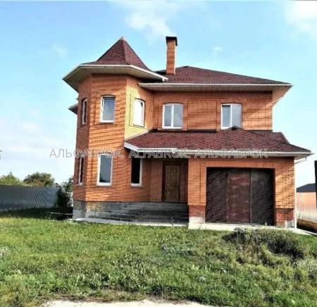 Продам 2-поверховий будинок