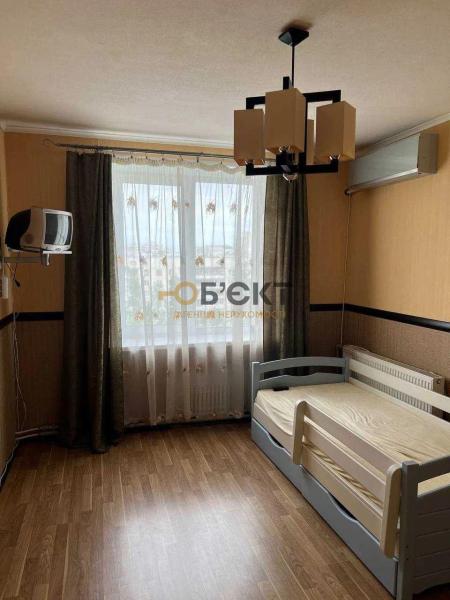 Продам 3-кімнатну квартиру