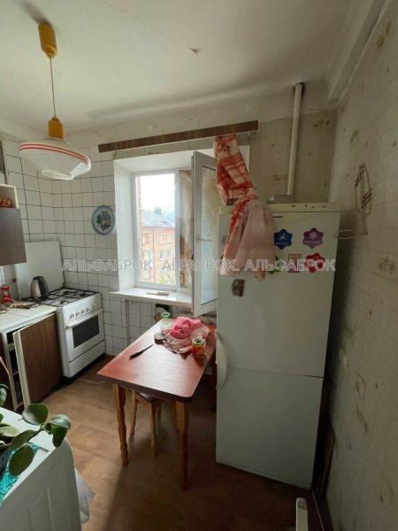 Продам 3-кімнатну квартиру