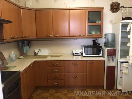 Сдам 3-комнатную квартиру