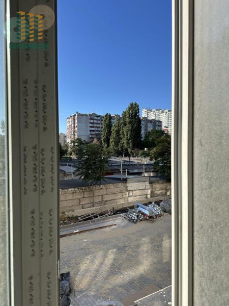Продам 2-кімнатну квартиру, ЖК «Чотири сезони»