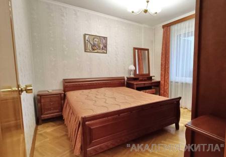 Сдам 4-комнатную квартиру