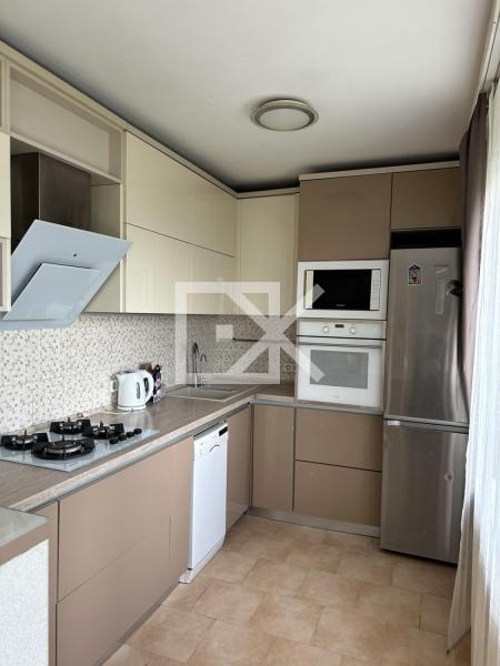 Продам 3-комнатную квартиру