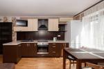 Продам 2-кімнатну квартиру, 60 м², євроремонт