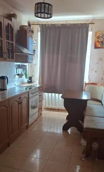 Продам 3-кімнатну квартиру