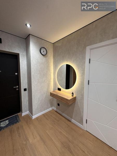 Продам 1-кімнатну квартиру в новобудові, ЖК Варшавський 2