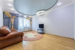 Продам 2-кімнатну квартиру, 66.50 м², євроремонт