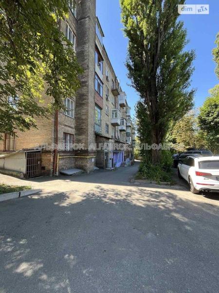 Продам 2-кімнатну квартиру
