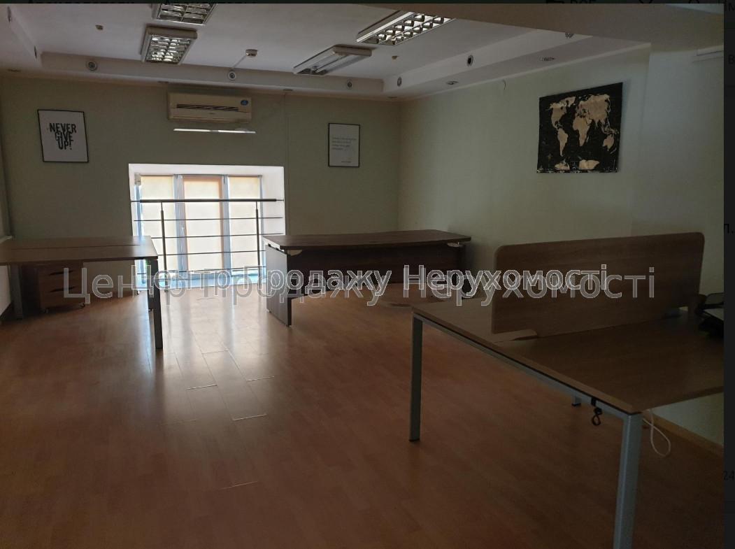 Фото Продам приміщення під магазин, салон, офіс і т.і. у центрі Харкова3