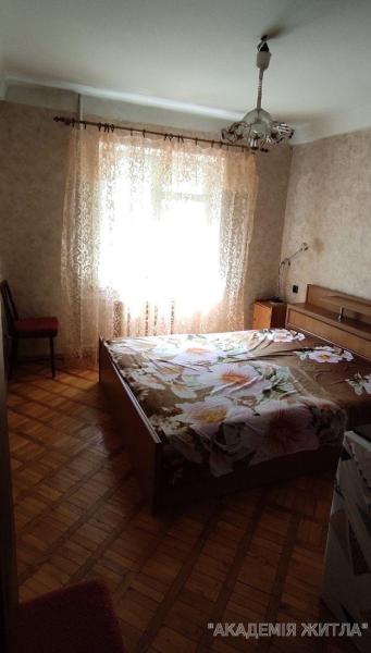 Продам 2-комнатную квартиру