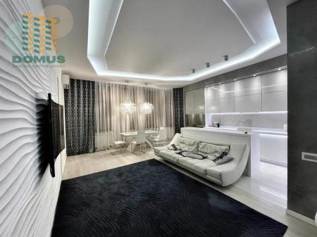 Продам 3-кімнатну квартиру, ЖК «Корона Нової Аркадії»