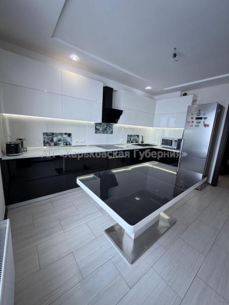 Продам 3-комнатную квартиру