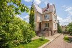 Продам 3-поверховий будинок, 290 м², капітальний ремонт