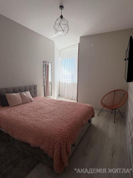 Продам 3-комнатную квартиру в новостройке, ЖК Мега-сити