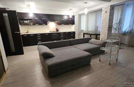 Продам 2-кімнатну квартиру