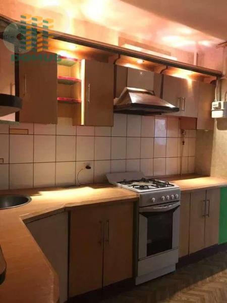 Продам 3-кімнатну квартиру