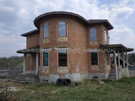 Продам 2-поверховий будинок