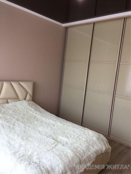 Продам 2-комнатную квартиру в новостройке, ЖК Петровский квартал