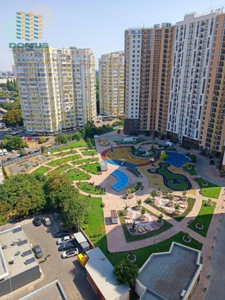 Продам 2-кімнатну квартиру, ЖК «Шістдесят п'ята перлина»