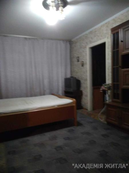 Продам 2-комнатную квартиру