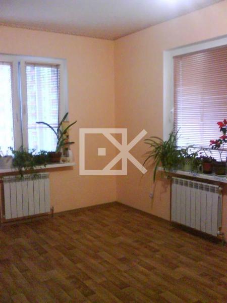 Продам 2-комнатную квартиру