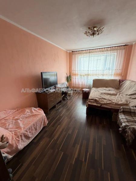 Продам 3-комнатную квартиру