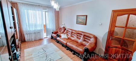 Продам 3-комнатную квартиру