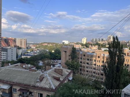 Продам гостинку