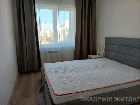 Продам 3-комнатную квартиру