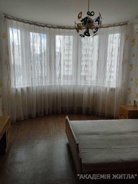 Продам 2-комнатную квартиру