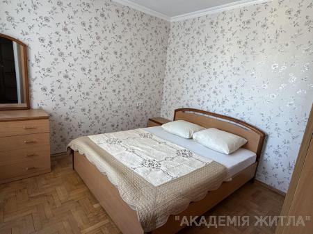 Продам 2-комнатную квартиру