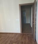 Продам 2-кімнатну квартиру в новобудові, ЖК Navigator 2, 77 м², частковий ремонт