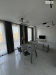 Продам 4-комнатную квартиру, 103 м², авторский дизайн
