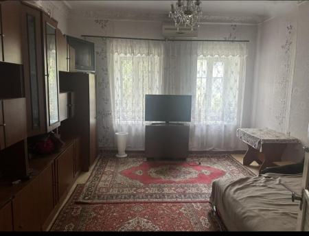 Продам 2-комнатную квартиру