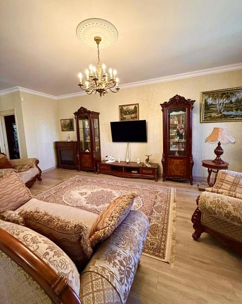 Продам 3-комнатную квартиру в новостройке