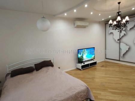 Продам квартиру-студію, ЖК Голосієво