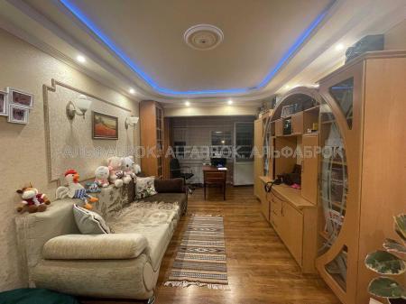 Продам 3-комнатную квартиру