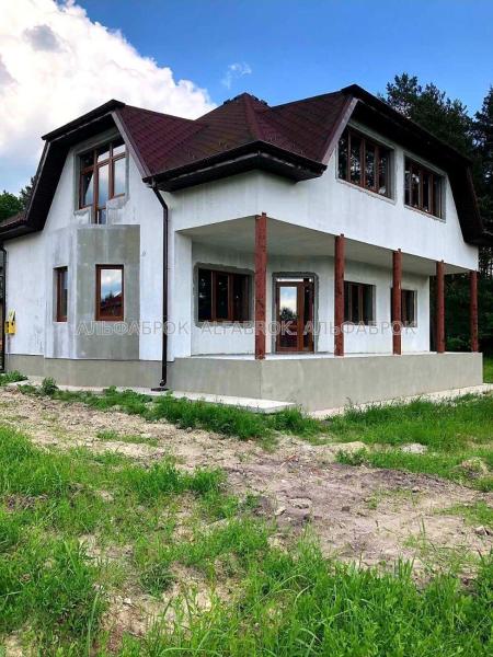 Продам 2-поверховий будинок