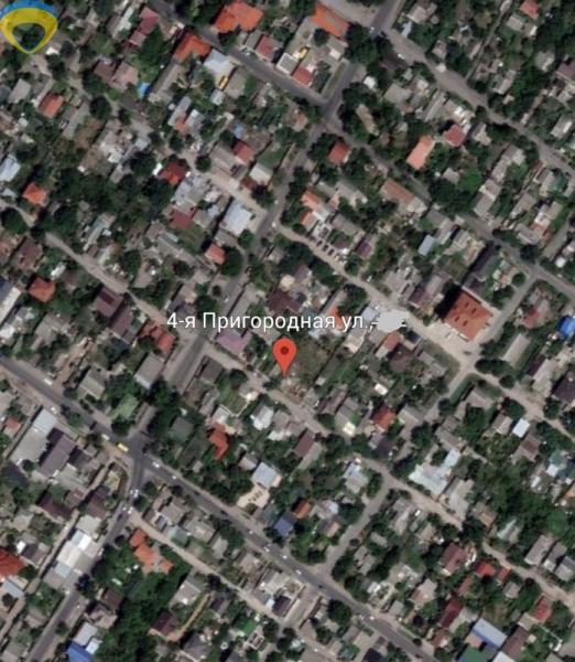 Продам ділянку зі старим будинком